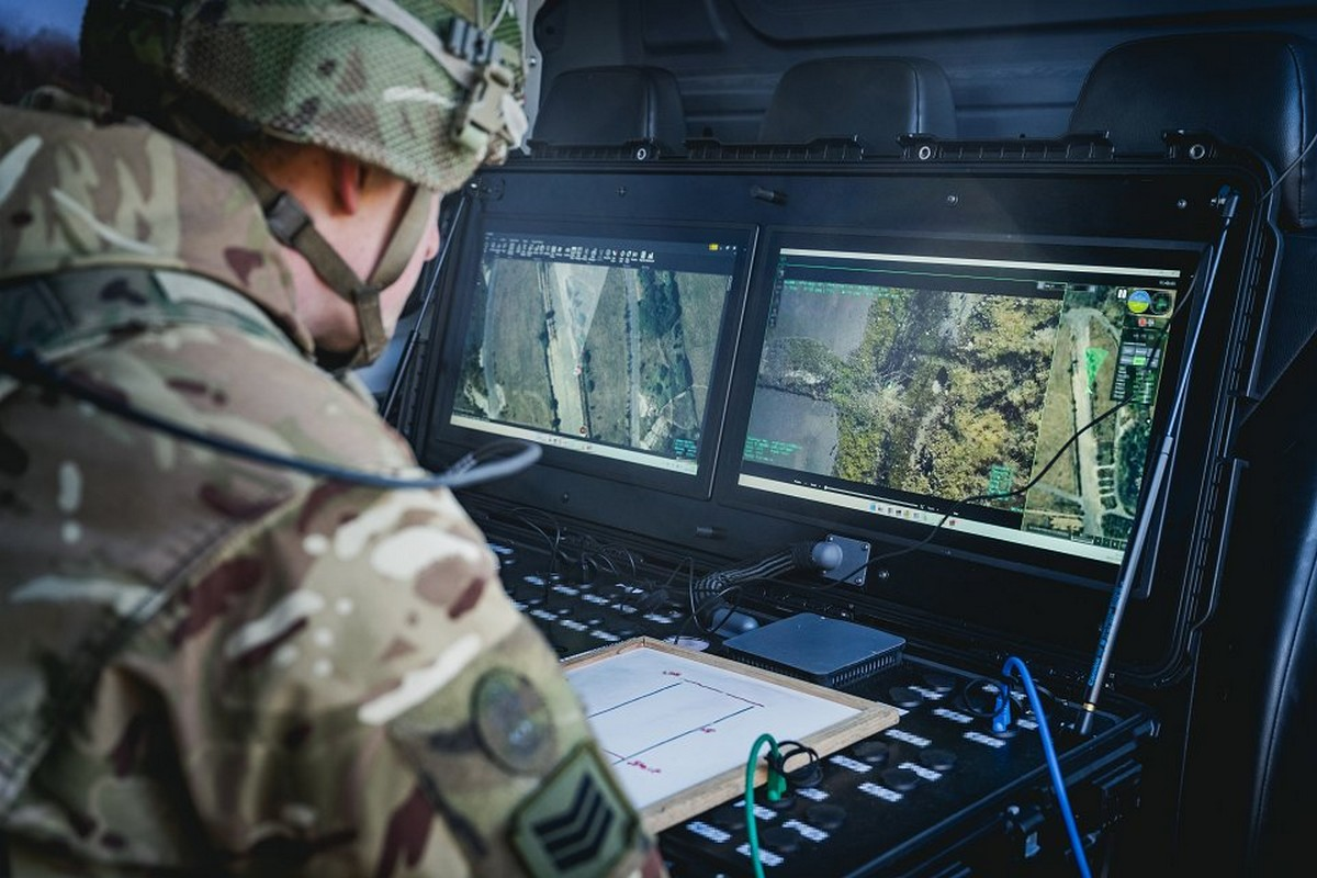 British Army pushes AI mine-detection drones toward field use