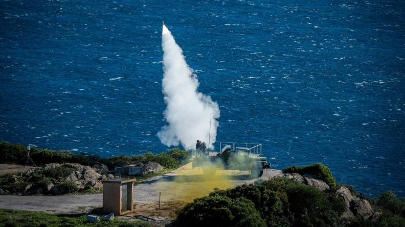 France links rocket-artillery replacement to longer-range strike expansion