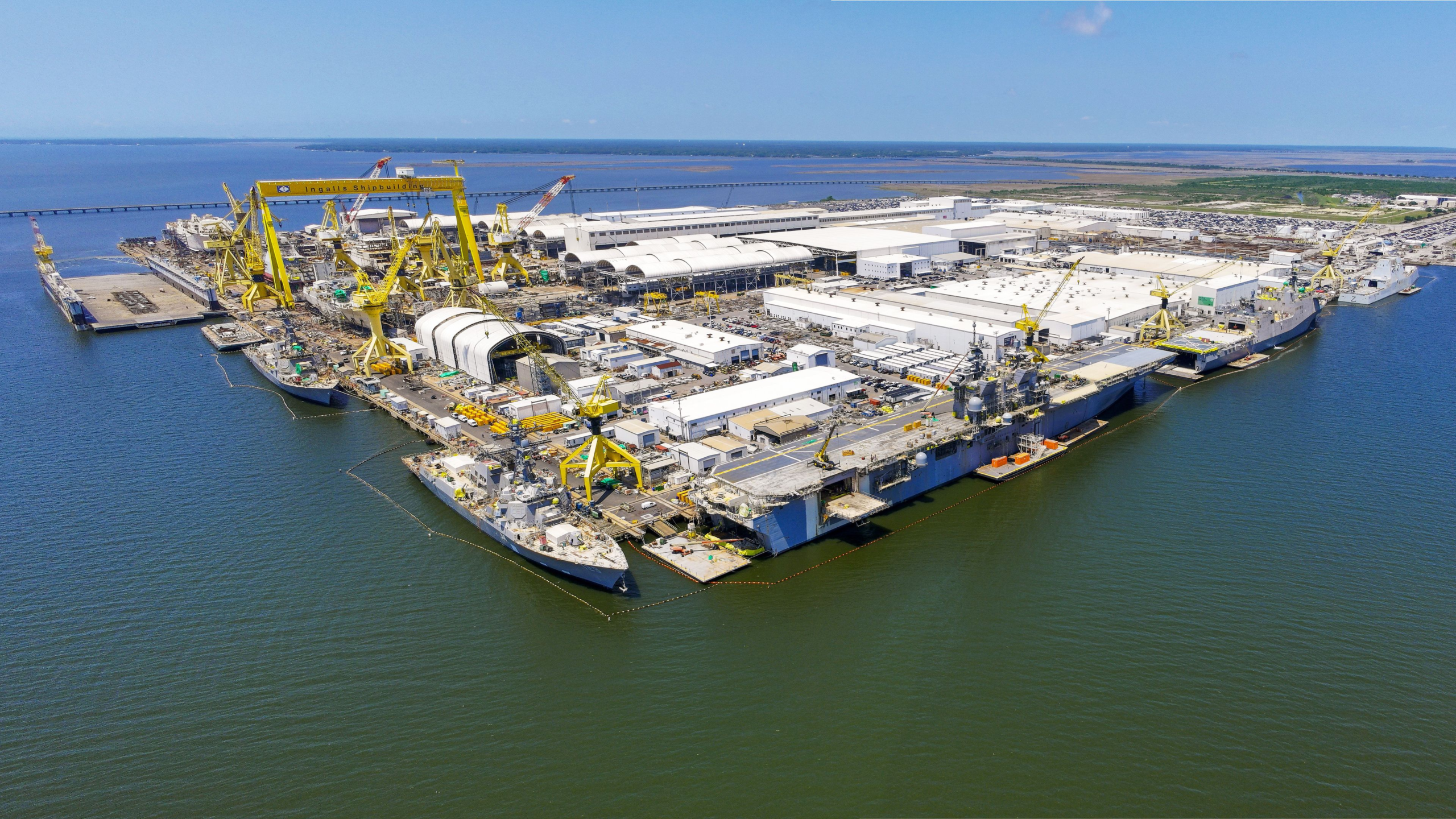 HII FF(X) frigate clears critical design review