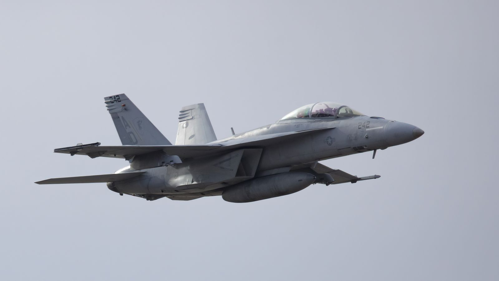Saab secures SEK2.9bn future fighter order Saab secures SEK2.9bn future fighter order